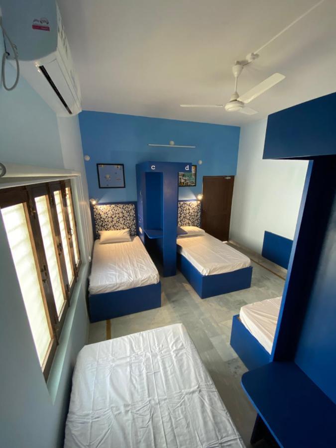 A Pousada Backpackers Den Lucknow Exterior foto