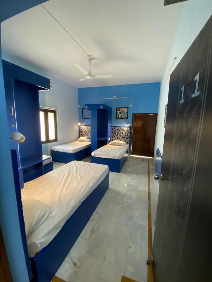 A Pousada Backpackers Den Lucknow Exterior foto